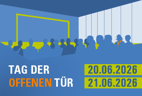 Tag der offenen Tuer davor